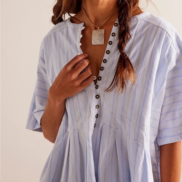 We The Free Sammi Babydoll Top NWOT - Picture 2 of 9